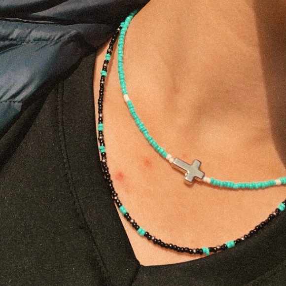 Beaded choker - Picture 2 of 2